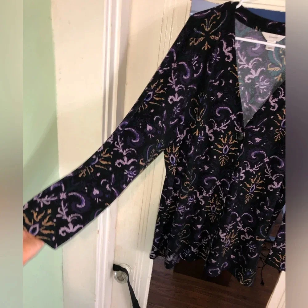 NWT Women’s Plus Size CJ banks Cardigan- Size 2X - Black Paisley - Long Sleeve - Picture 2 of 5